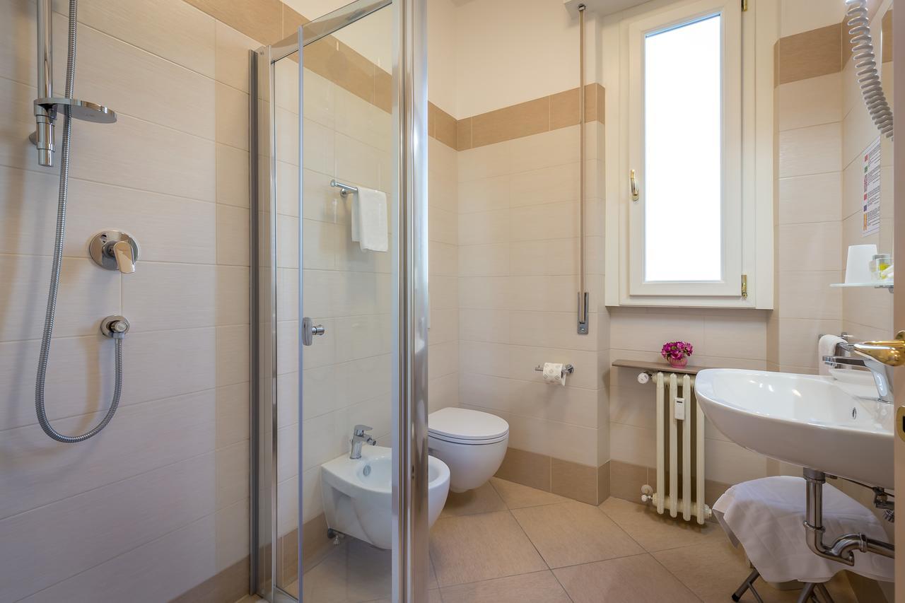 B&B Dolce Luna Florence Buitenkant foto