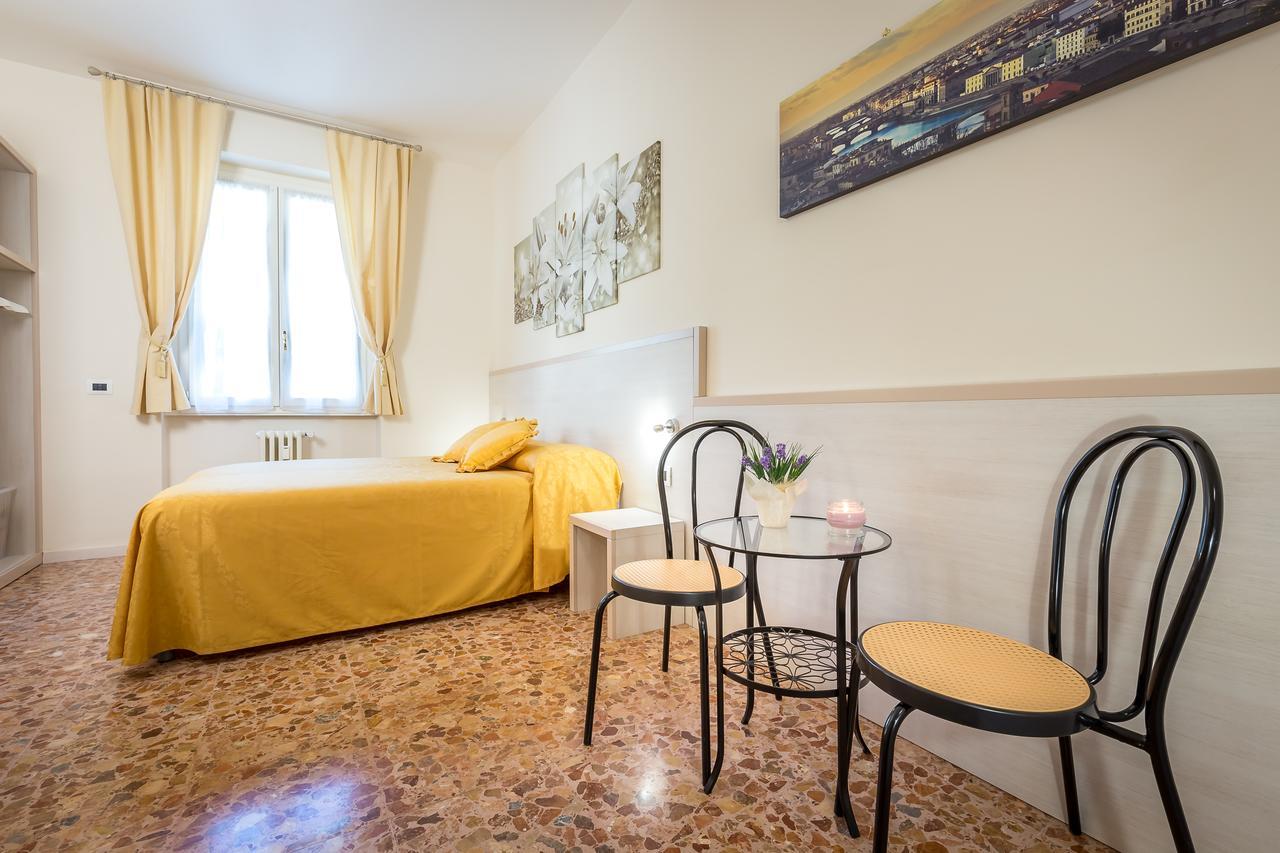 B&B Dolce Luna Florence Buitenkant foto